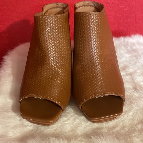 LISA LECROY Tan Brown Woven LEATHER Mules Open Toe Wood HEELS 9M! - Picture 5 of 7